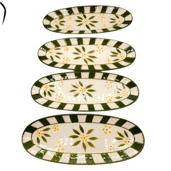 Temptations Old World Corn on the Cob Oval Plates with Skewers - Picture 2 of 13